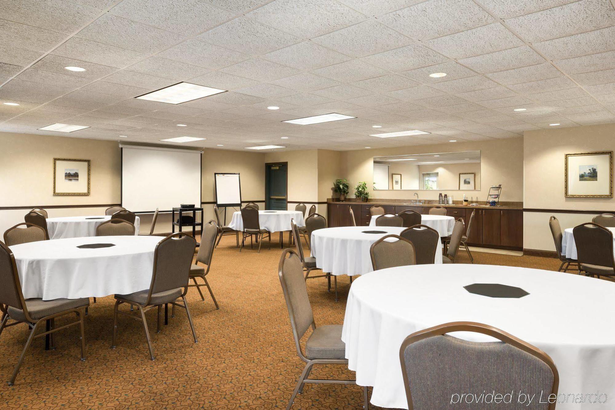 Country Inn & Suites By Radisson, Shoreview-Mounds View, Mn Bagian luar foto